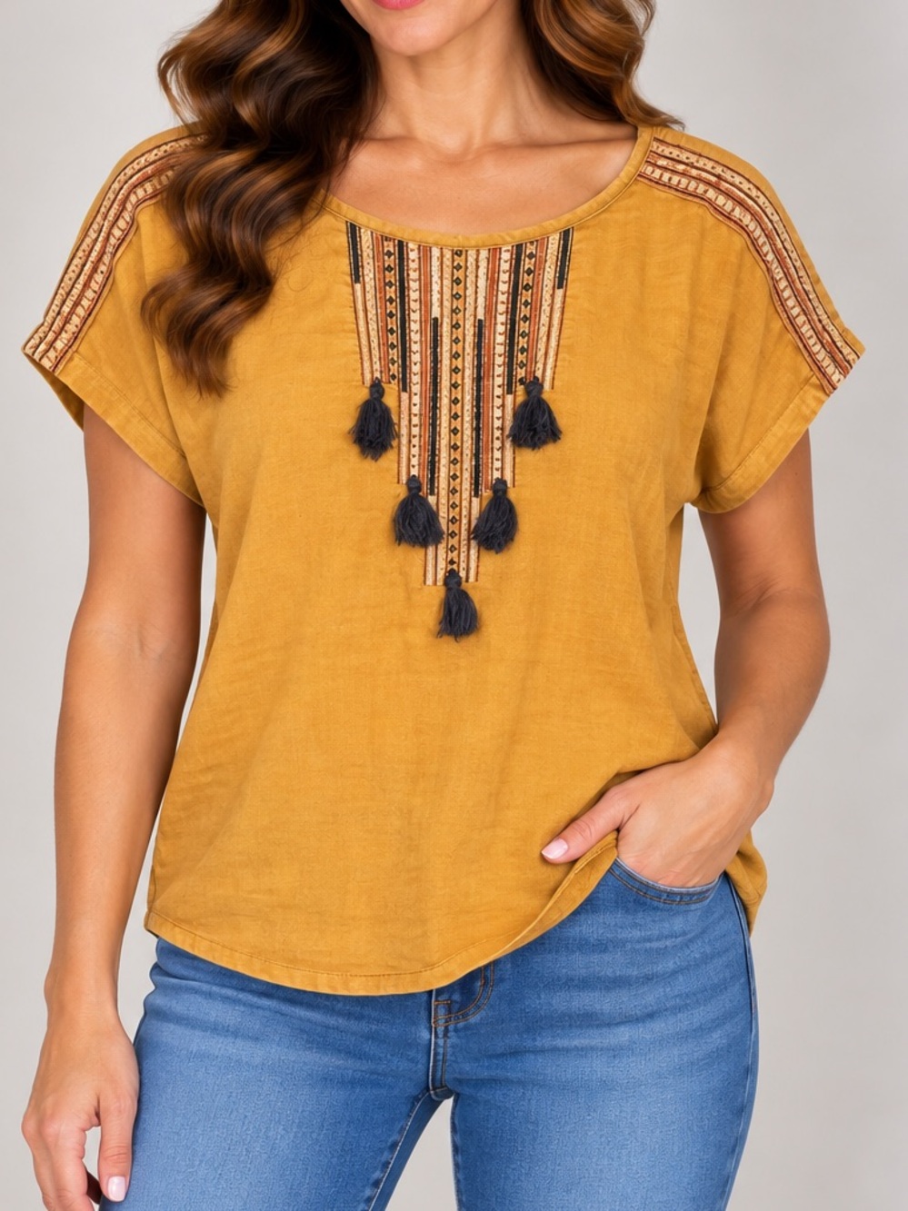 Ariat‎ Gold Top
